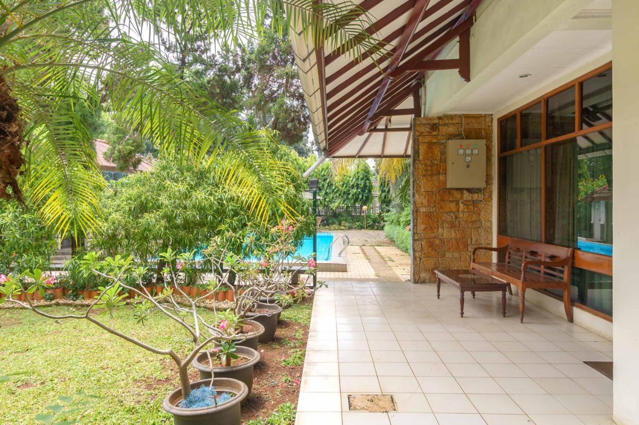 Reddoorz Near Kemang Raya 3* Jakarta